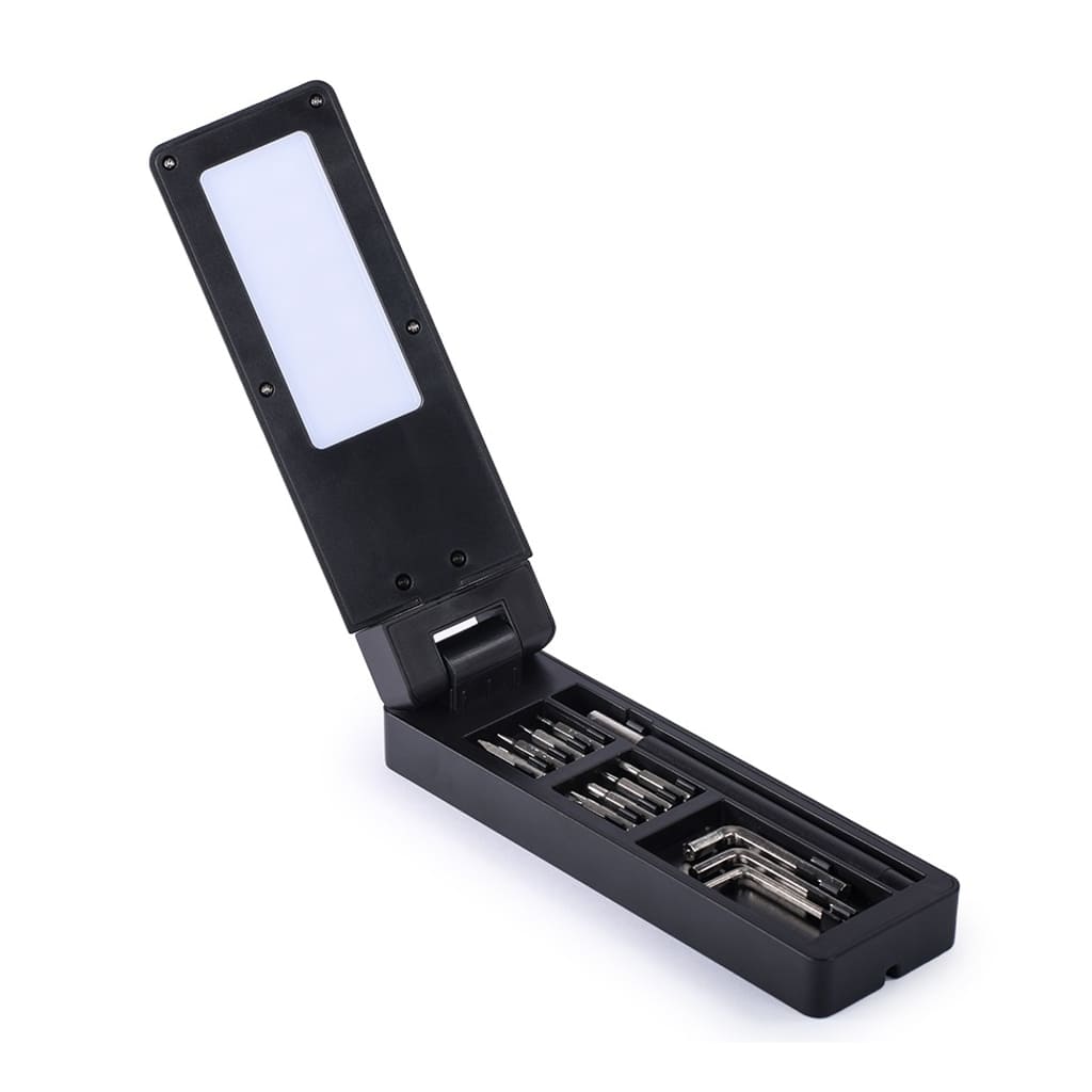 KIT-ATTREZZI-CON-TORCIA-RICARICABILE
